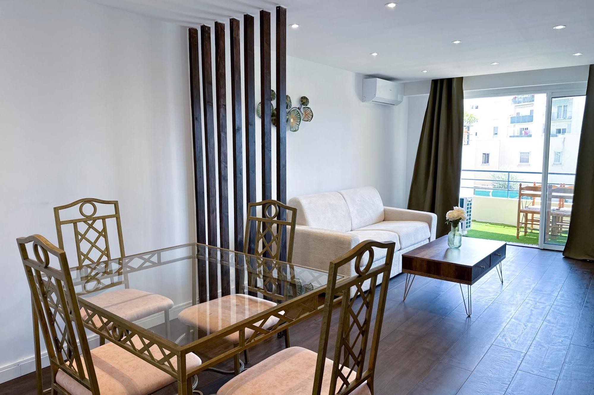 Poincare 4 - Lumineux, Renove, Central Et Calme A Juan Les Pins Antibes Zewnętrze zdjęcie